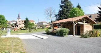 Aire d'accueil camping-car_1 Aire d'accueil camping-car_1