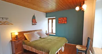 Le gîte du vieil orme sur la commune de Saint Brice Sur Vienne en Limousin - chambre en formule lits jumelés_12 Le gîte du vieil orme sur la commune de Saint Brice Sur Vienne en Limousin - chambre en formule lits jumelés_12