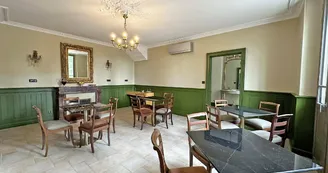 Le Manoir des Perrières à Rochechouart en Haute-Vienne (Nouvelle Aquitaine) - salle des petits déjeuners_18 Le Manoir des Perrières à Rochechouart en Haute-Vienne (Nouvelle Aquitaine) - salle des petits déjeuners_18