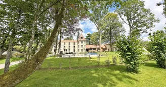 Le Manoir des Perrières à Rochechouart en Haute-Vienne (Nouvelle Aquitaine)_2 Le Manoir des Perrières à Rochechouart en Haute-Vienne (Nouvelle Aquitaine)_2