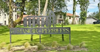 Le Manoir des Perrières à Rochechouart en Haute-Vienne (Nouvelle Aquitaine)_3 Le Manoir des Perrières à Rochechouart en Haute-Vienne (Nouvelle Aquitaine)_3
