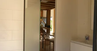 Gîte La Férandie, salle d'eau - Chéronnac, Périgord-Limousin