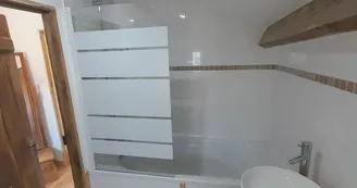 Salle de bain - Gîte La libellule blanche - Videix