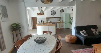 Salon - Gîte La libellule blanche - Videix
