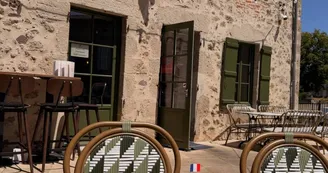 Bar-restaurant la Météorite à Rochechouart Bar-restaurant la Météorite à Rochechouart